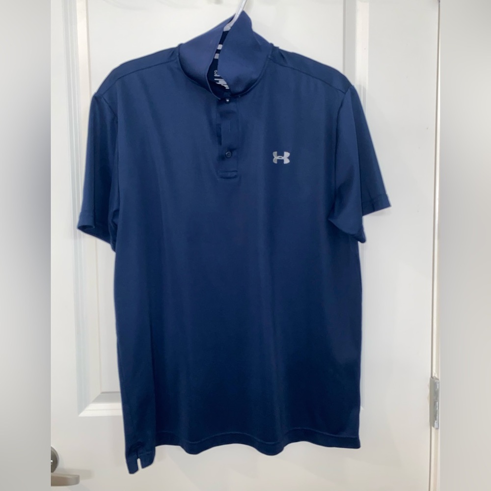 Men’s medium underarmour polo - navy blue